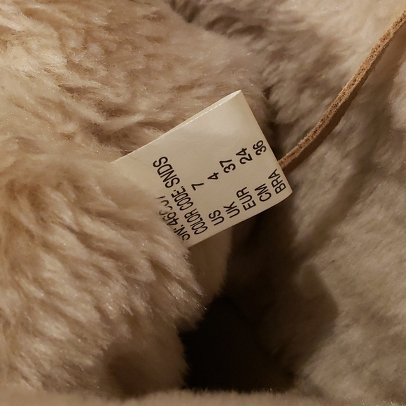 Sketchers boots - Picture 4 of 5